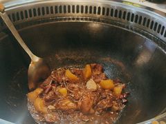 -哈尔滨烧烤·山河村铁锅炖(交大店)