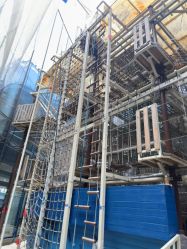 -PIPIKINGDOM皮皮王国欢乐号(欢乐海岸购物中心店)