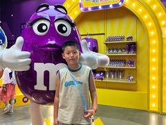 -m豆巧克力世界(上海世茂广场店)