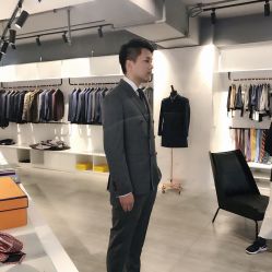 -优刻西服西装定制(金轮国际广场店)