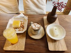 -知亘茶食