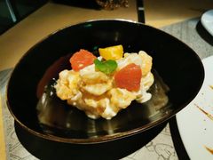 凤梨虾球-穹六人间 people 6(岳阳路店)