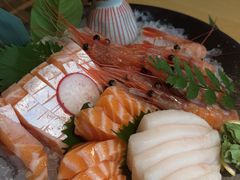 -枝魯枝魯自助料理