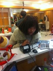 发型师小郭老师剪的，颜色也不错哦、、、-雅仕 HAIR SALON 美发沙龙