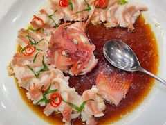 -鞍山大白鲨美食酒店