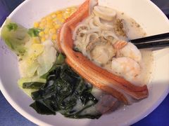 -彗星餐厅(香港迪士尼乐园)