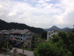 -安吉龙王山峡谷漂流