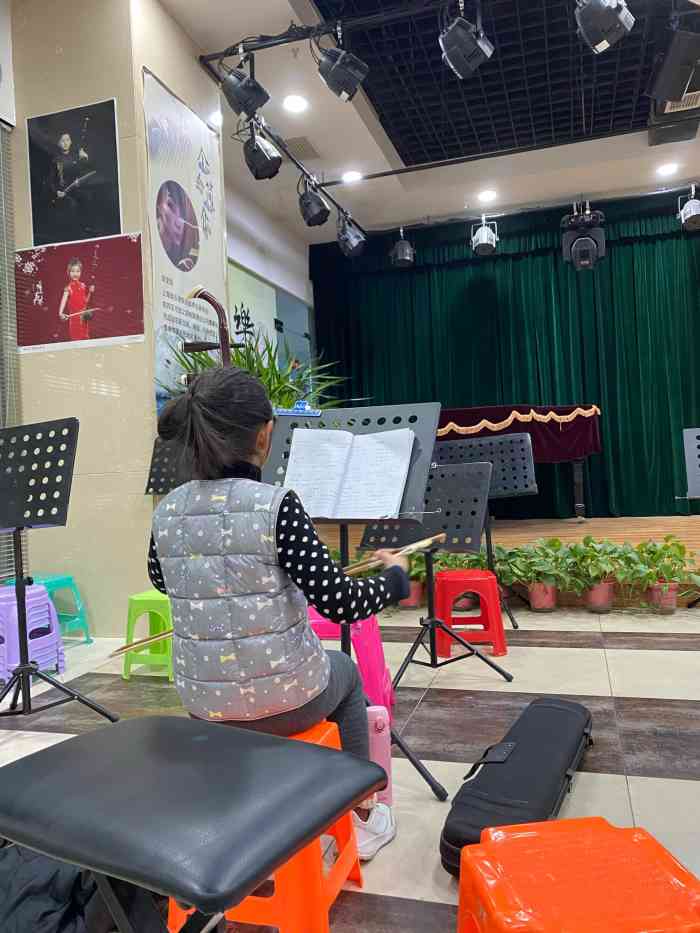 音圣摇篮琴行·名师二胡辅导基地(来客茂店)-"老师很负责,由于我运动