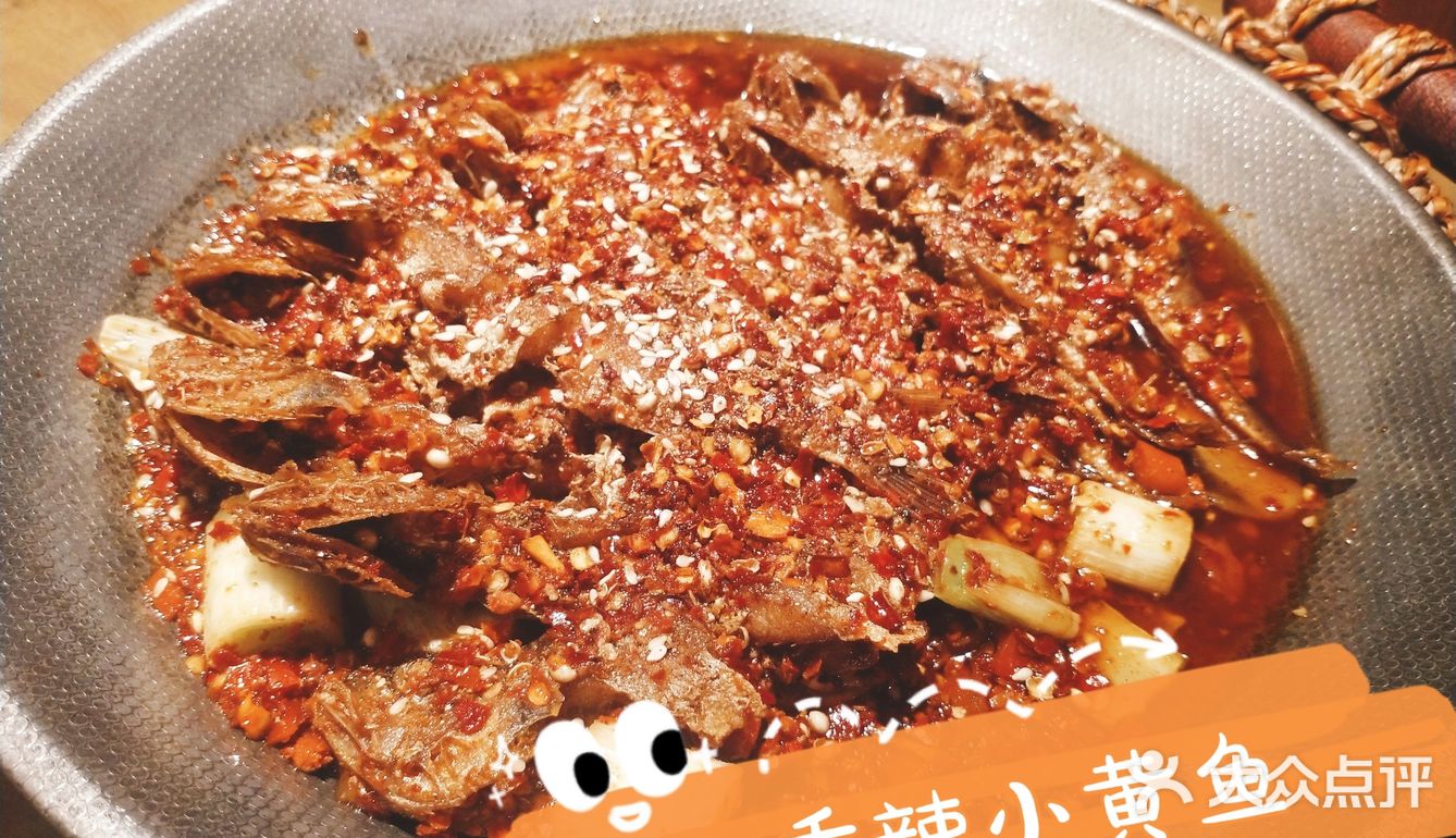 在古老的城墙下感受西安的烟火味道
