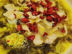 酸菜青柠鱼片-阿锋鲍鱼酒家美食汇(华安店)