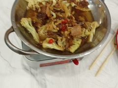 -江城燕子大排档(江汉路步行街店)