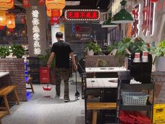 -伍师兄市井火锅(东部星悦天地店)