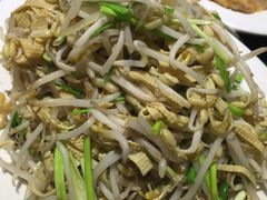 &nbsp;葱花豆芽-老昌春饼(中央大街店)