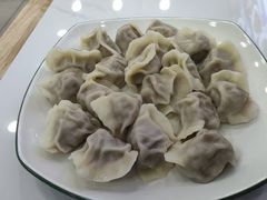-大肚水饺锅贴·家常融合菜(新港店)