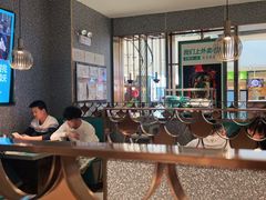 大堂-半天妖烤鱼(西铁营万达店)