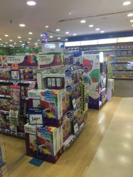 -玩具反斗城(正大广场店)