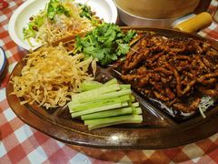 -老郑家东北春饼(龙悦居店)