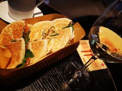 -wineapp葡萄酒餐吧(外滩金融中心店)