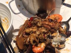 -领鲜活海鲜榴莲自助火锅(东门店)