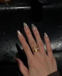 -纤贝儿美甲·科技美肤