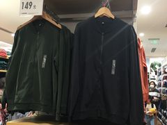 -优衣库(上海虹口龙之梦店)