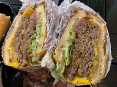 -The Habit Burger Grill 哈比特汉堡(爱琴海店)