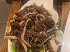 -亮欢寨酸汤鱼(沙冲路店)