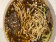 -康师傅私房牛肉面(马泉营奥莱店)