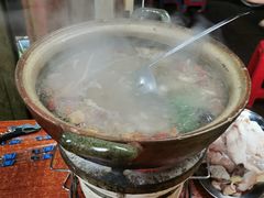 -威邵鸡煲(西华路总店)