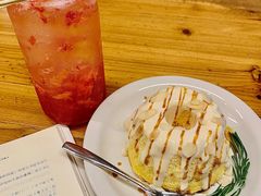 -花苑里咖啡(威远店)