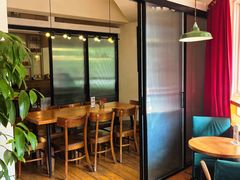 -雕刻时光咖啡馆(南院门店)