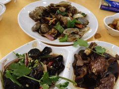 -鹏城人家海鲜酒家·23年老字号(较场尾店)
