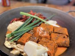 -四小区火锅·巷子里的重庆火锅(花照壁店)