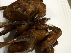 手撕乳鸽-琬苑鸽庄·川粤融合菜(解放碑总店)