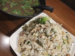 -舒蔡记生煎菜饭(云南中路店)