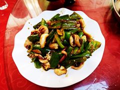尖椒炒鱿鱼-荔枝红五号农庄