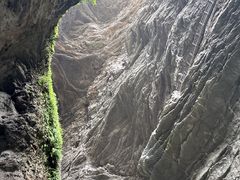 -龙水峡地缝景区