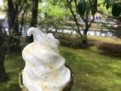 -豆政(金閣寺境内売店)