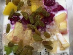 -爱果果粒方水果捞茶饮店