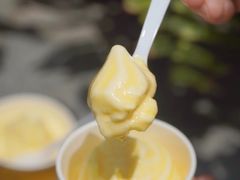 金菠萝雪芭-麦当劳(杭州西湖银泰百货店)