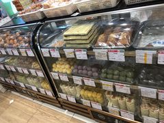 面包甜点陈列柜-稻香村(朝阳大悦城店)