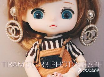 特地买了这对耳环,嘿嘿…