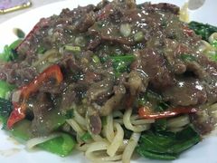 湿炒牛肉芥兰粿条.-华威达牛庄(黄埔大道西店)