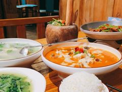 -老滇山寨•云南特色菜•地方菜•民族风情歌舞表演(金碧店)