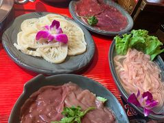 -谭鸭血老火锅(漳州路店)