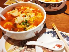 -渝是乎酸菜鱼(龙旗购物中心店)