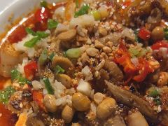 -老牌坊云南鱼豆花火锅(哈西万达店)