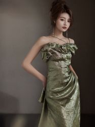 -艾米丽婚纱礼服