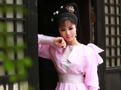 -九月鹰飞汉服摄影工作室