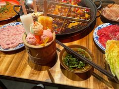 -周小明火锅(黑金冠社区店)